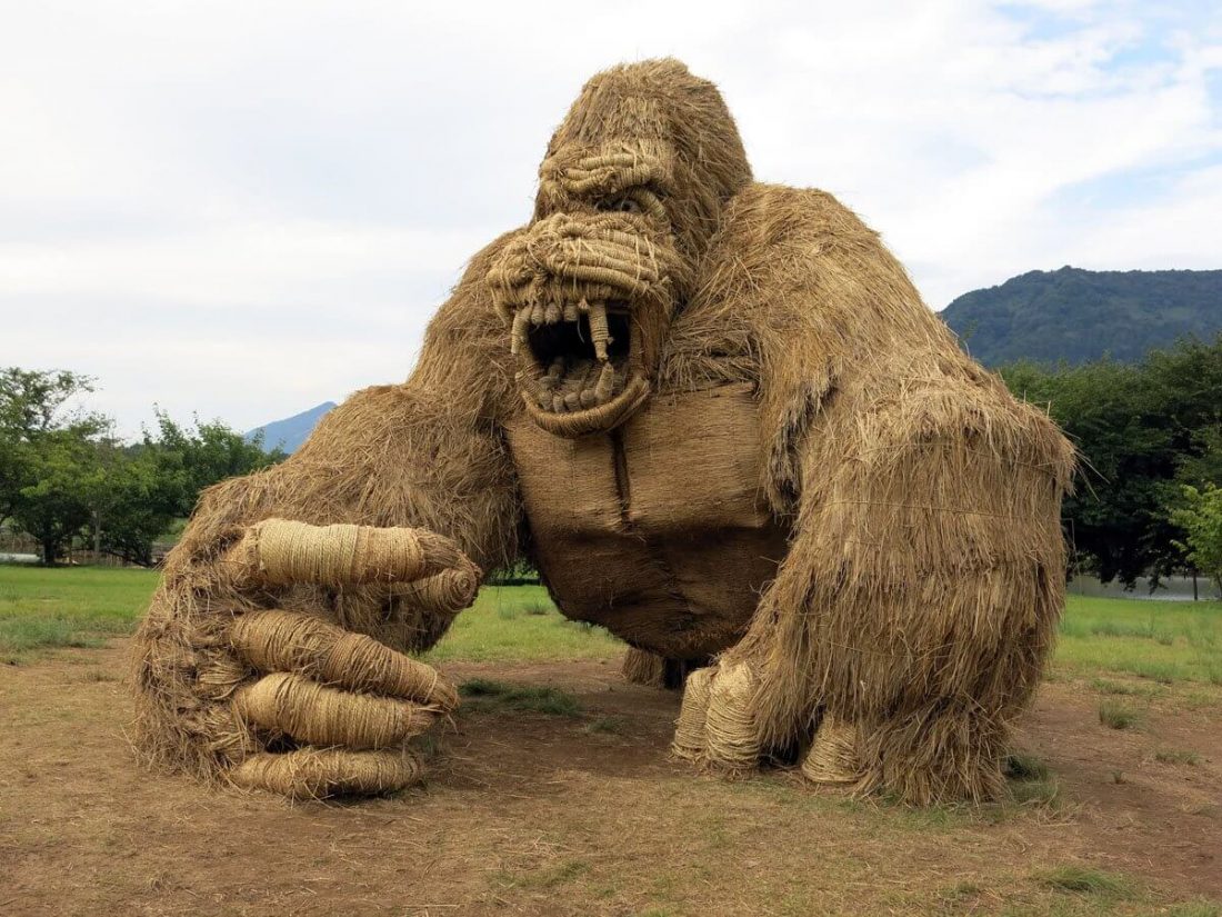 Colossal Rice Sculptures Pop Up At Japan’s 10th Annual Wara Art