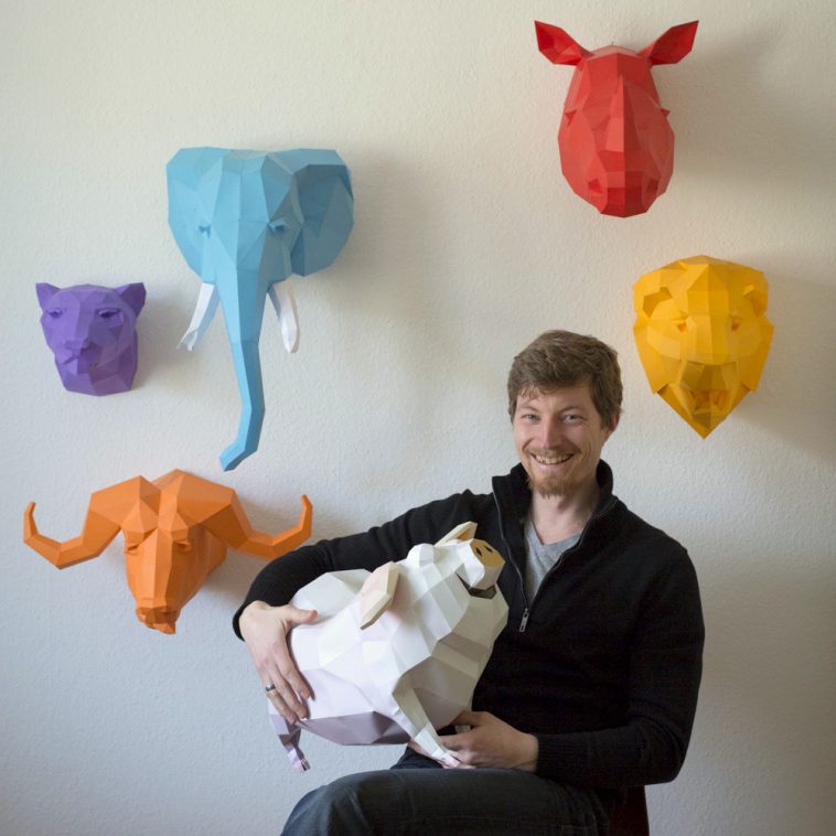 wolfram kampffmeyer with animal paper scultpures