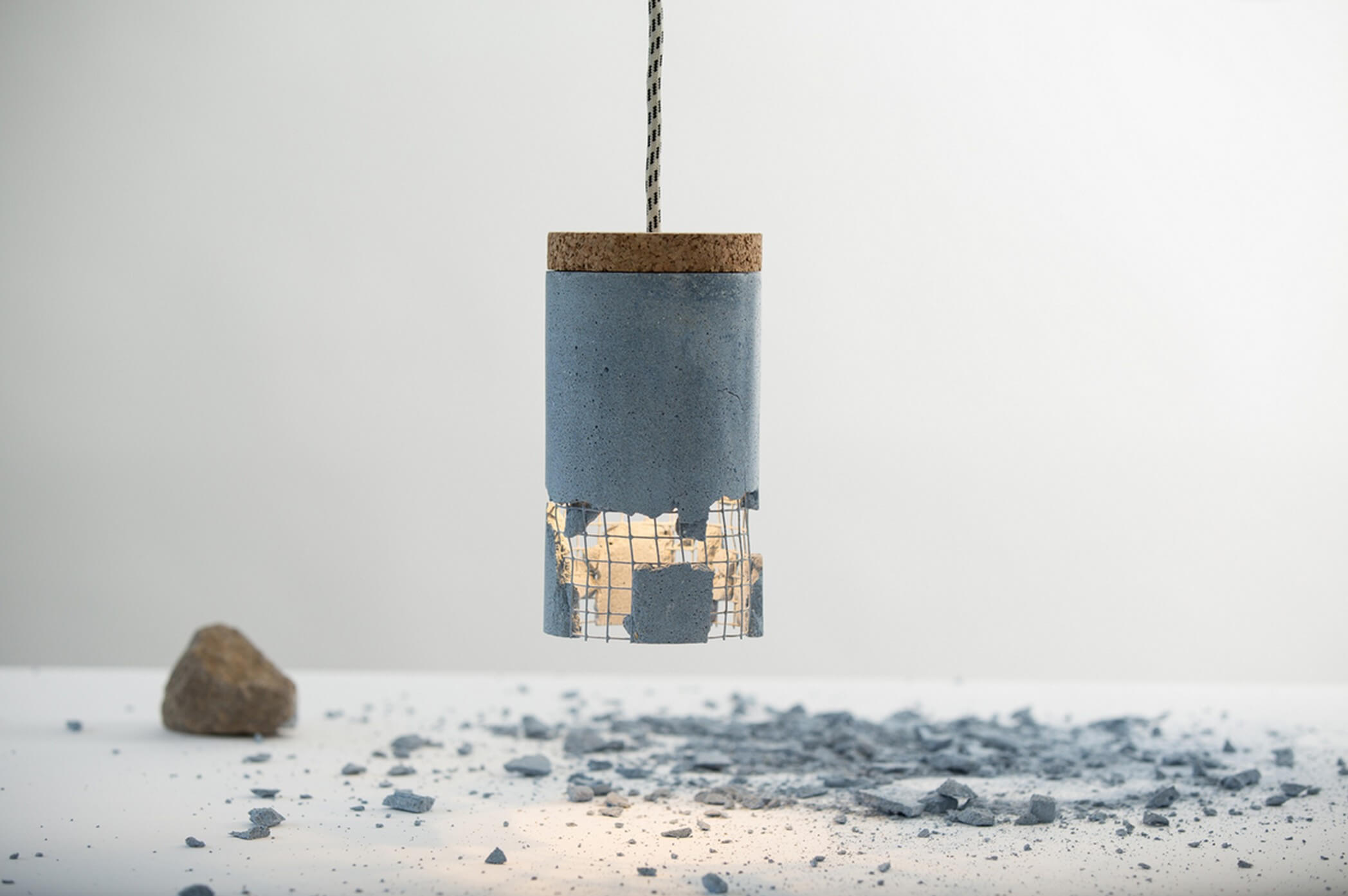 Romanian Designer Created Concrete Lamp That Allows User Customize It