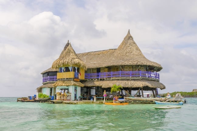 a house on the water in the middle of nowhere in colombia