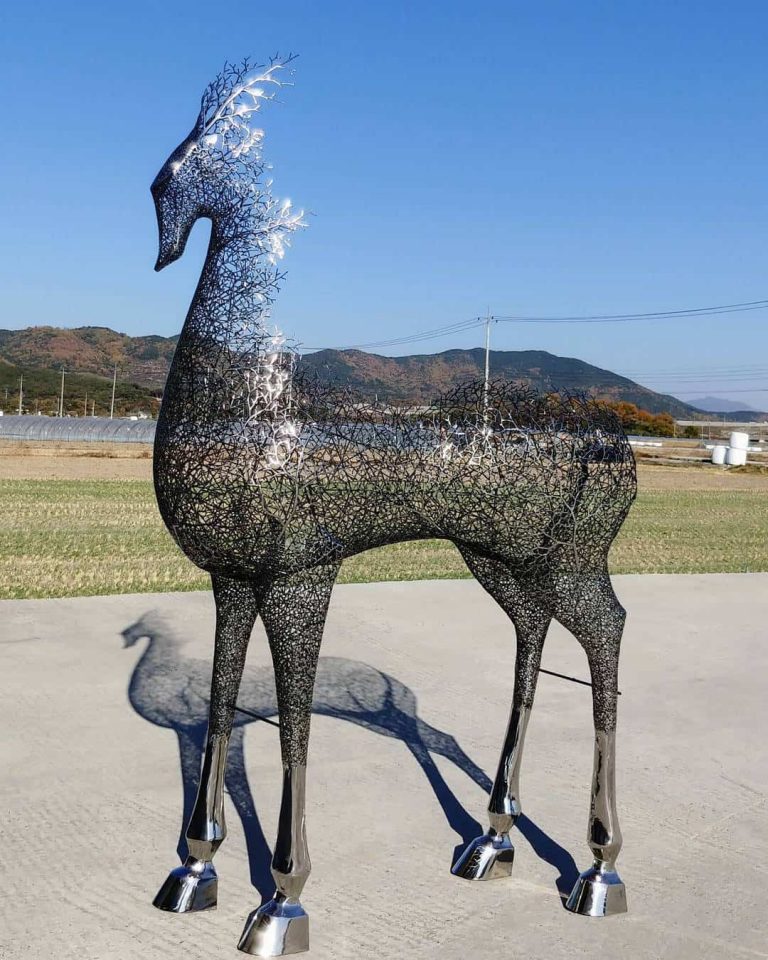 Artist Kang Dong Hyun Constructs Animal Sculptures From A Web Of ...