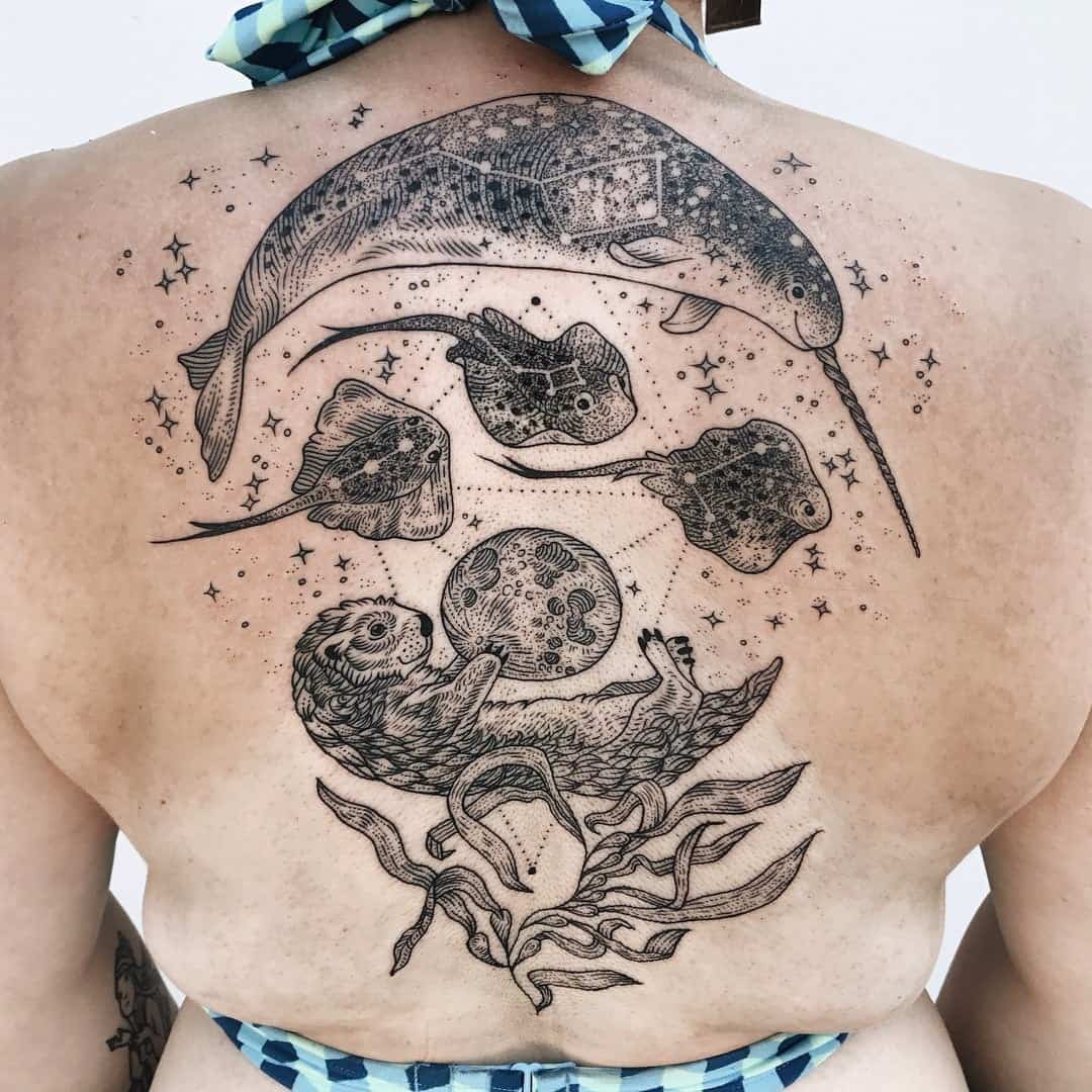 Wild tattoo. Большая тату. Татуировка большая Медведица. Идеи для больших татуировок. Тату кит с деревом.