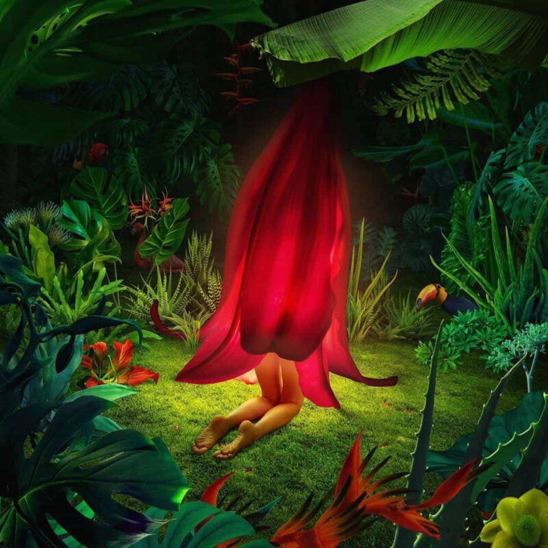 Young Ukrainian Artist Creates Beautiful Sensual Works In Her