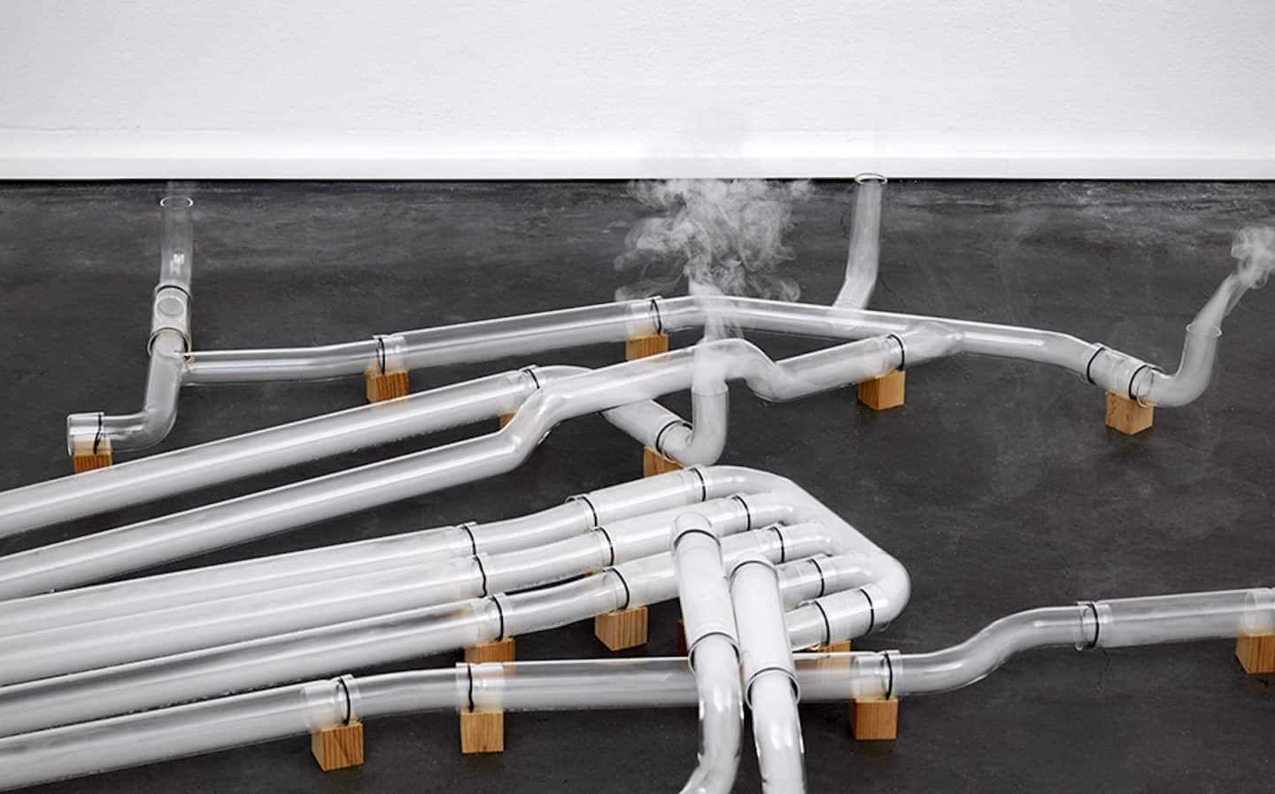 Dutch Artist Jeroen Van Loon Uses Smoke and Glass tubes to Depict Internet
