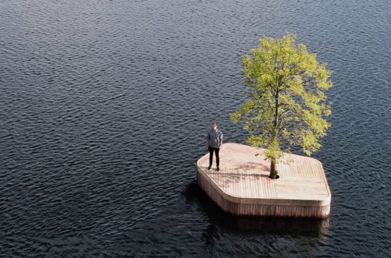 Australian Architects Designed A Floating Island With A Single Tree In