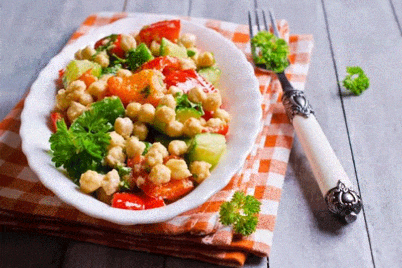 Quick and satisfying lunches for business people word image 22