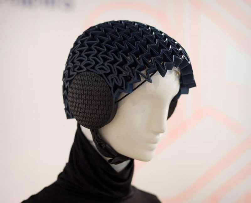 madillo helmet
