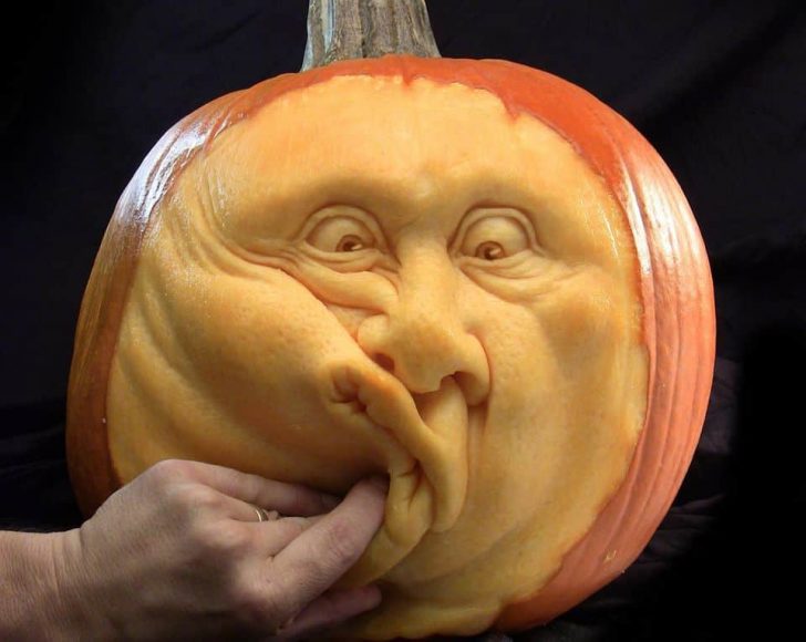 These Halloween Sculptures Made From Pumpkins Look Like They Are Alive ...