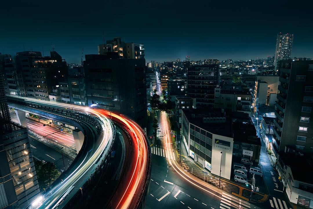 Photographer Axel Corjon takes photos of large metropolitan cities at night