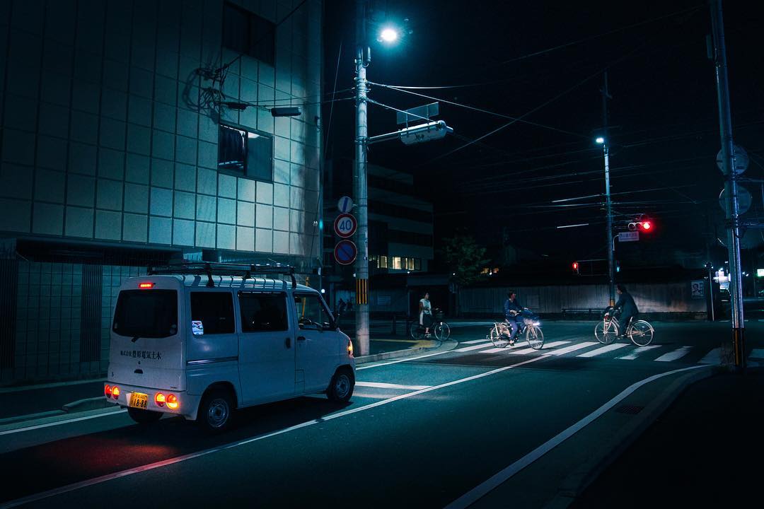 Photographer Axel Corjon takes photos of large metropolitan cities at night