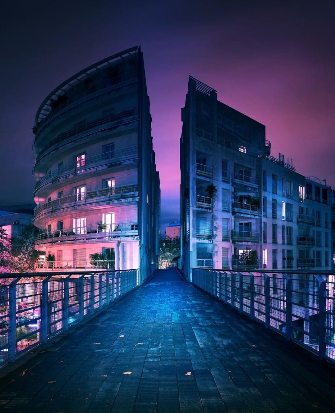Photographer Axel Corjon takes photos of large metropolitan cities at night