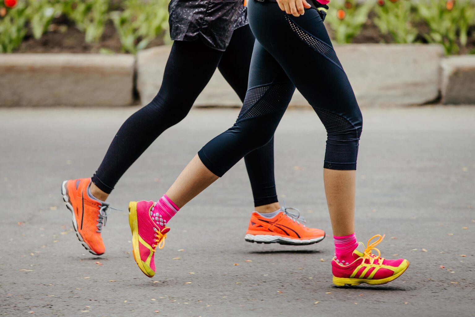 cheap girls running shoes