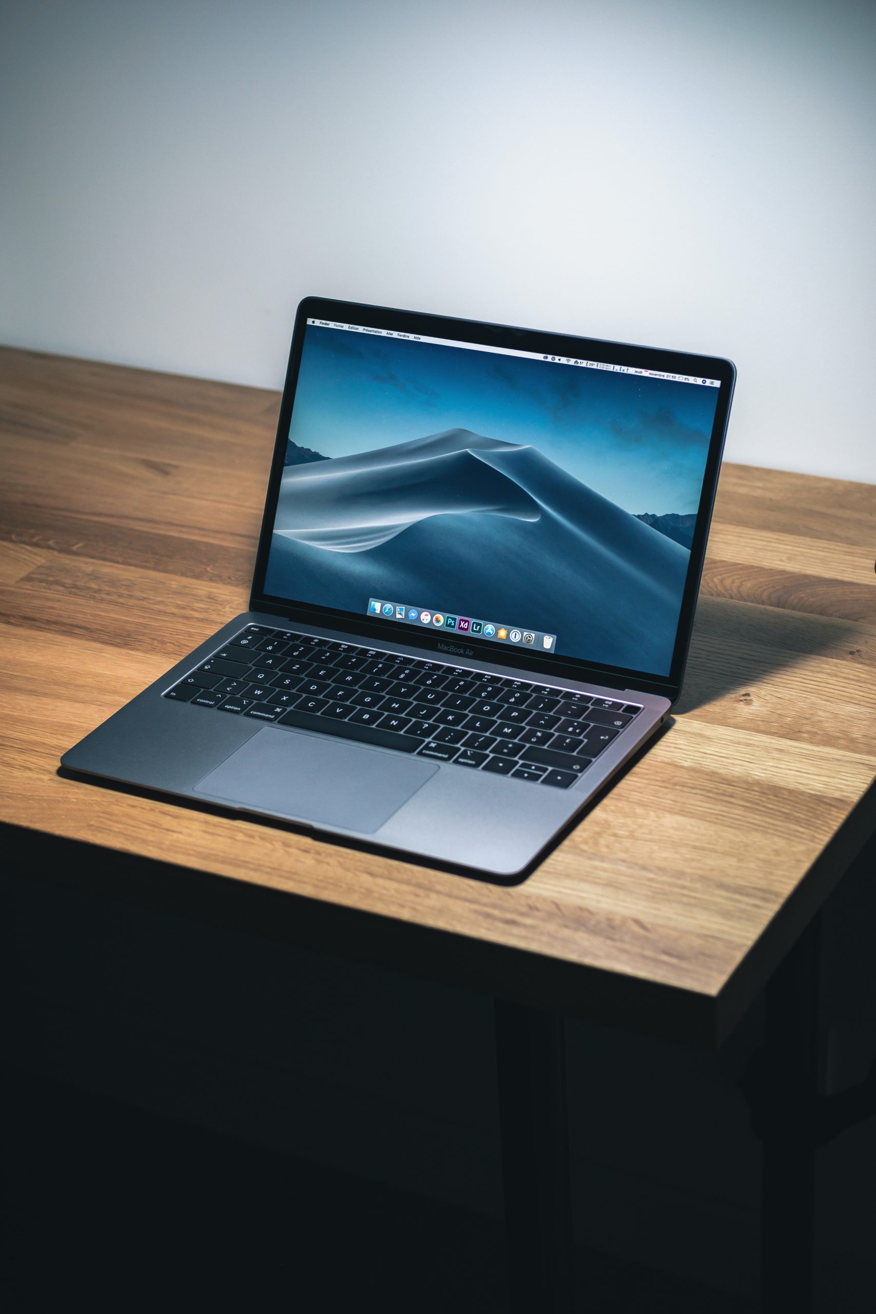 how to manage storage on macbook air