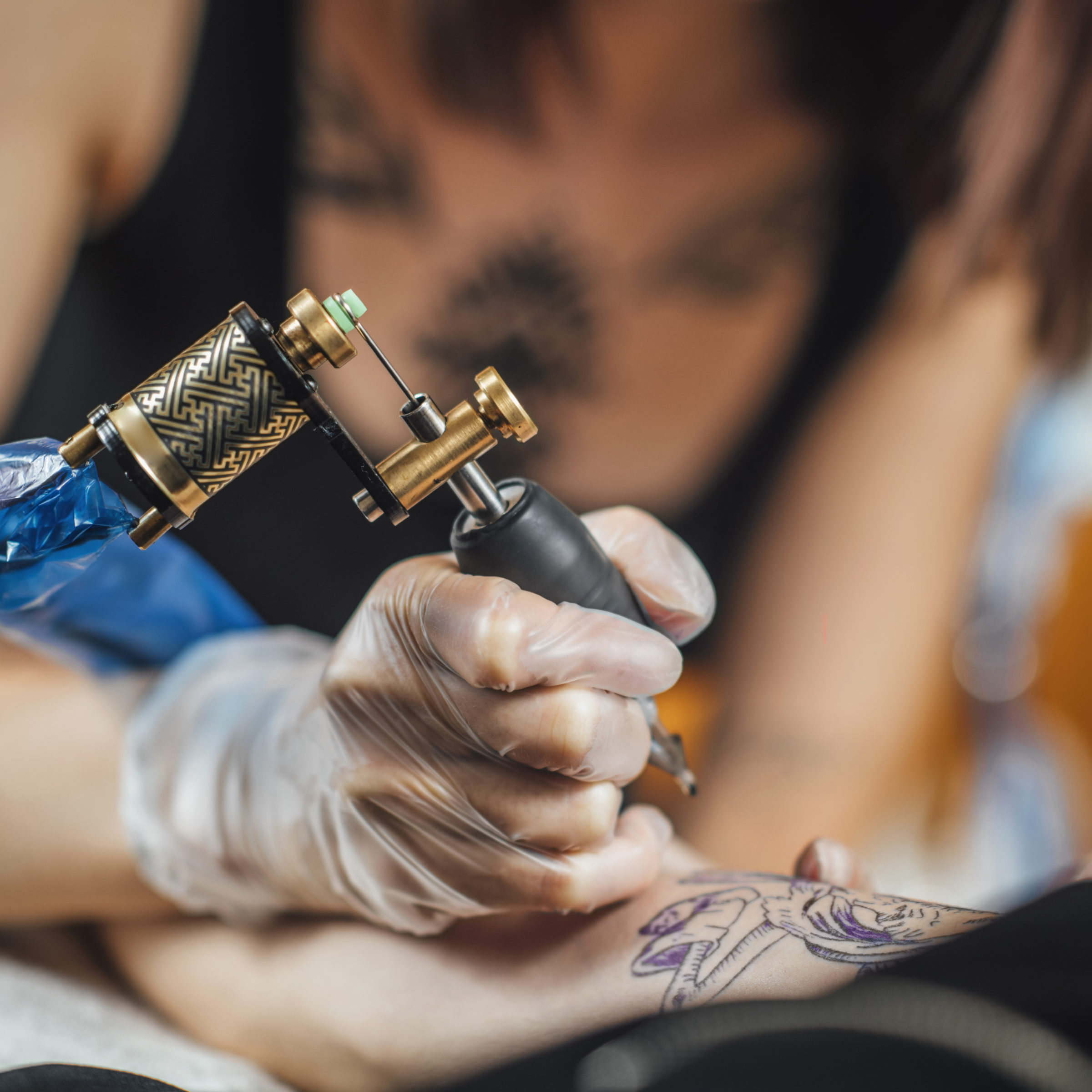 Update more than 165 tattoo artist machine best