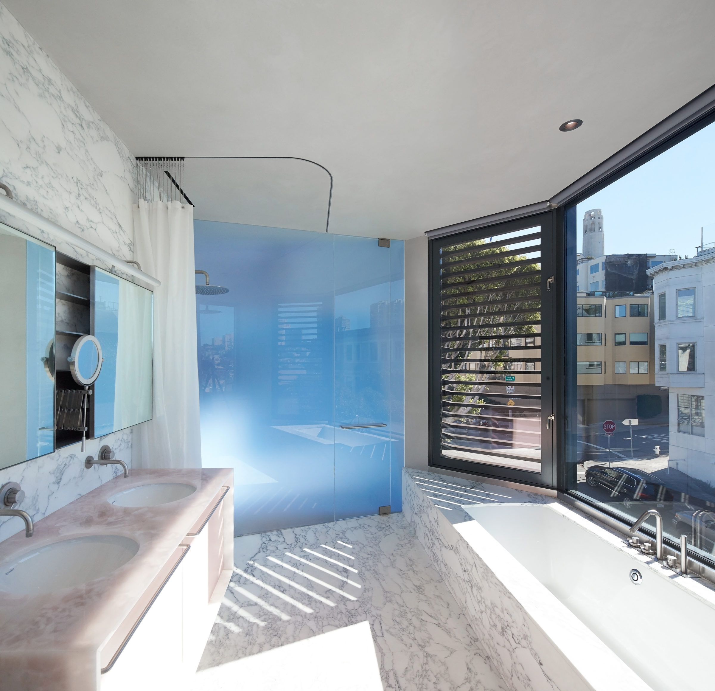 OPA's unique home hides a beautiful blue interior OPA 412 Lombard St San Fransisco ©HuftonCrow 004