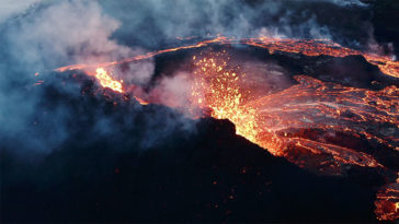 Watch The Explosive Footage Of A Recent Volcanic Eruption In Iceland ...