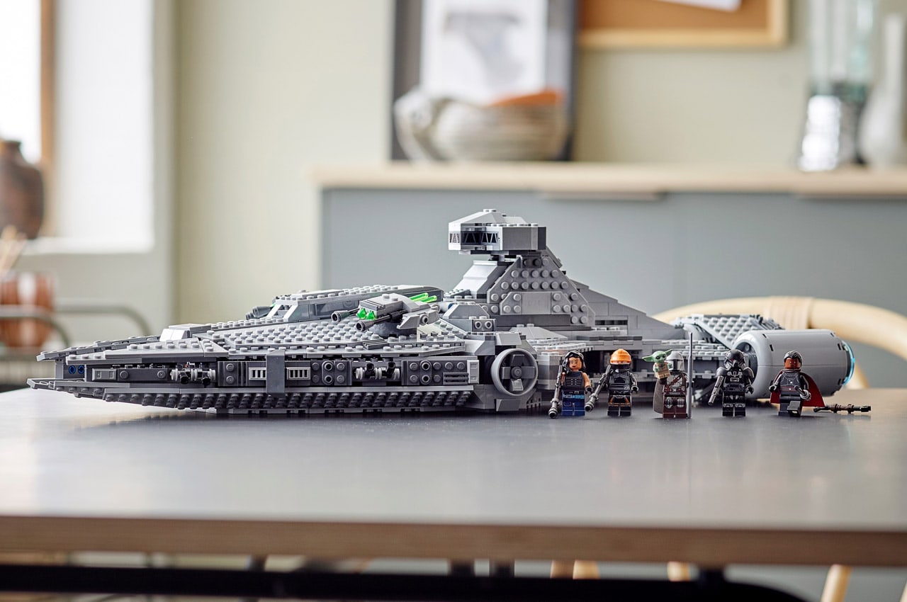 LEGO Imperial Light Cruiser 2