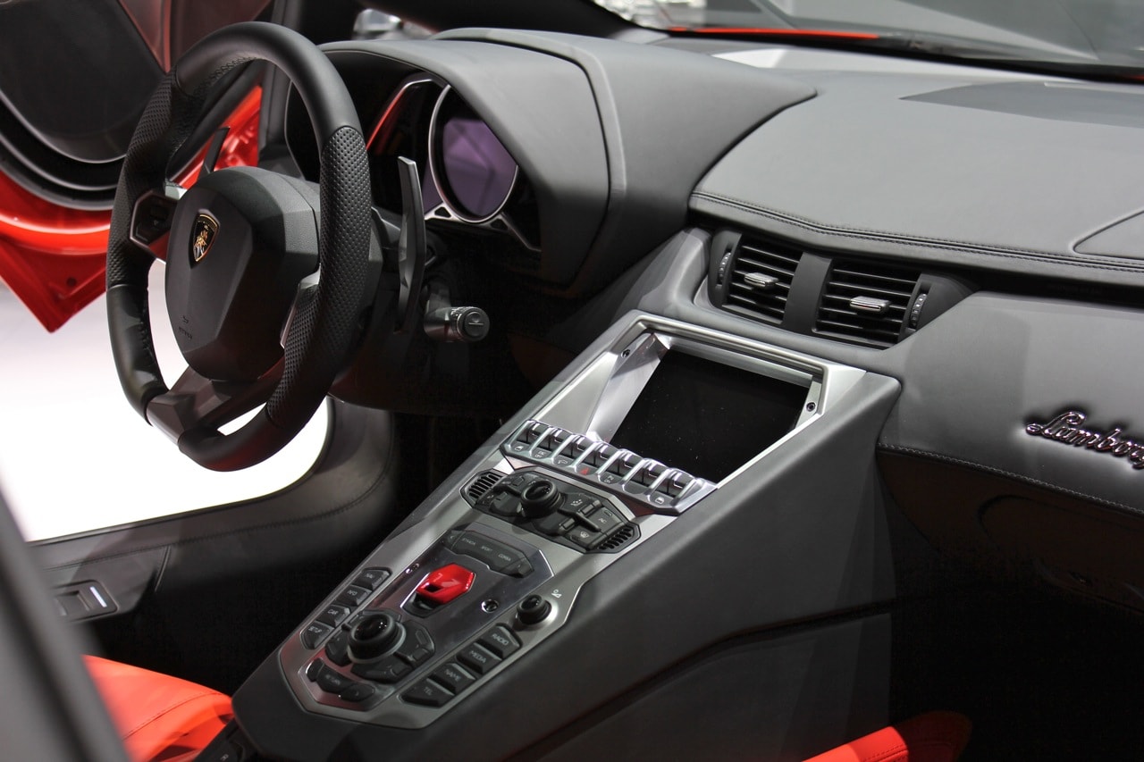 Lamborghini Aventador LP700-4 Presented at Geneva Show