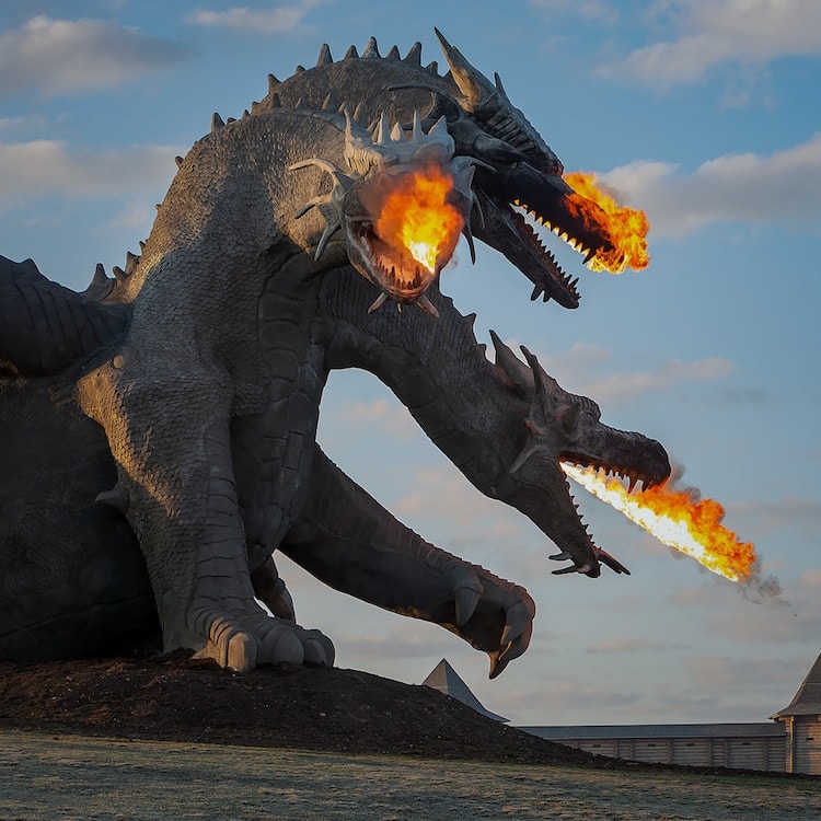 zmei gorynich dragon statue 1