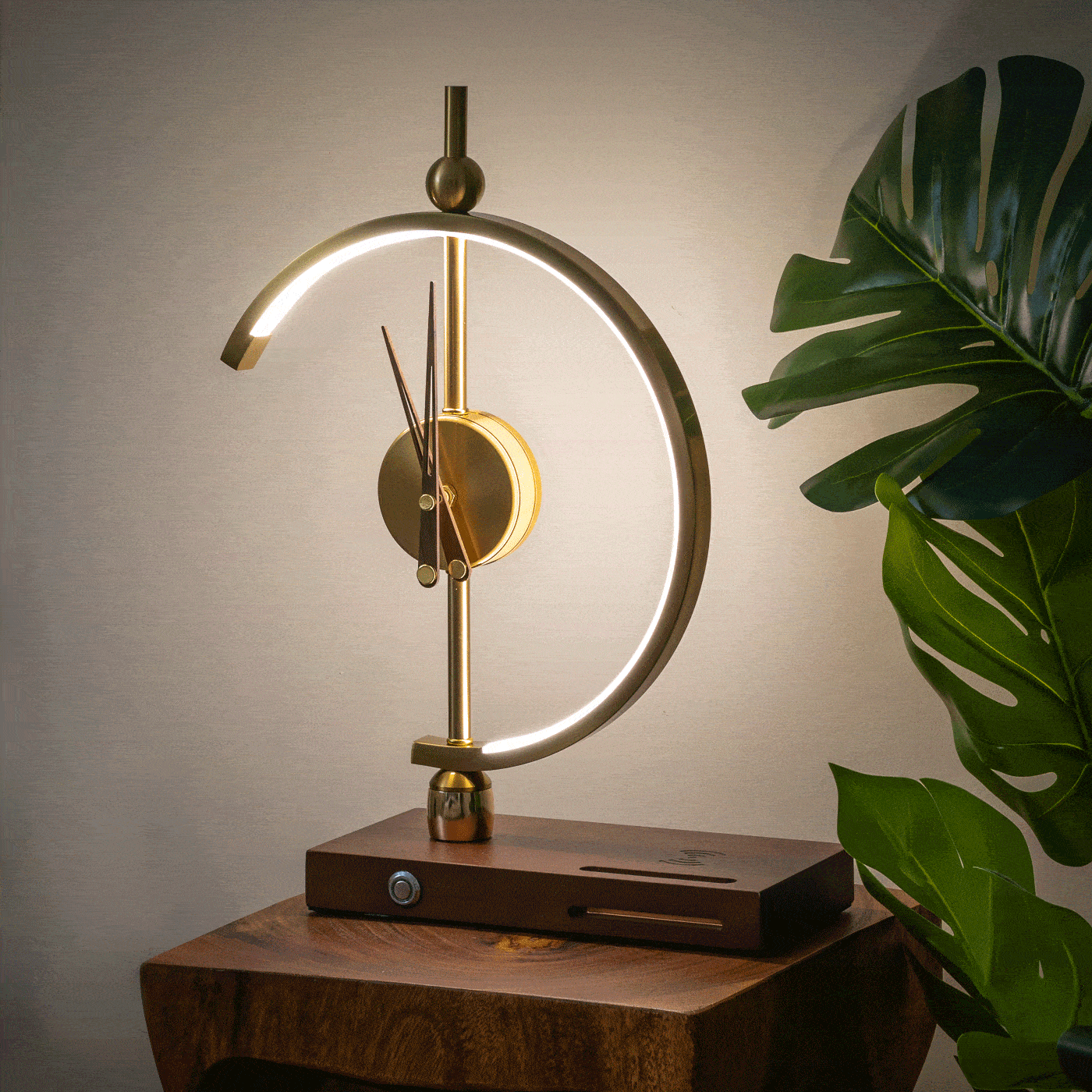 khonsu clock lamp 5