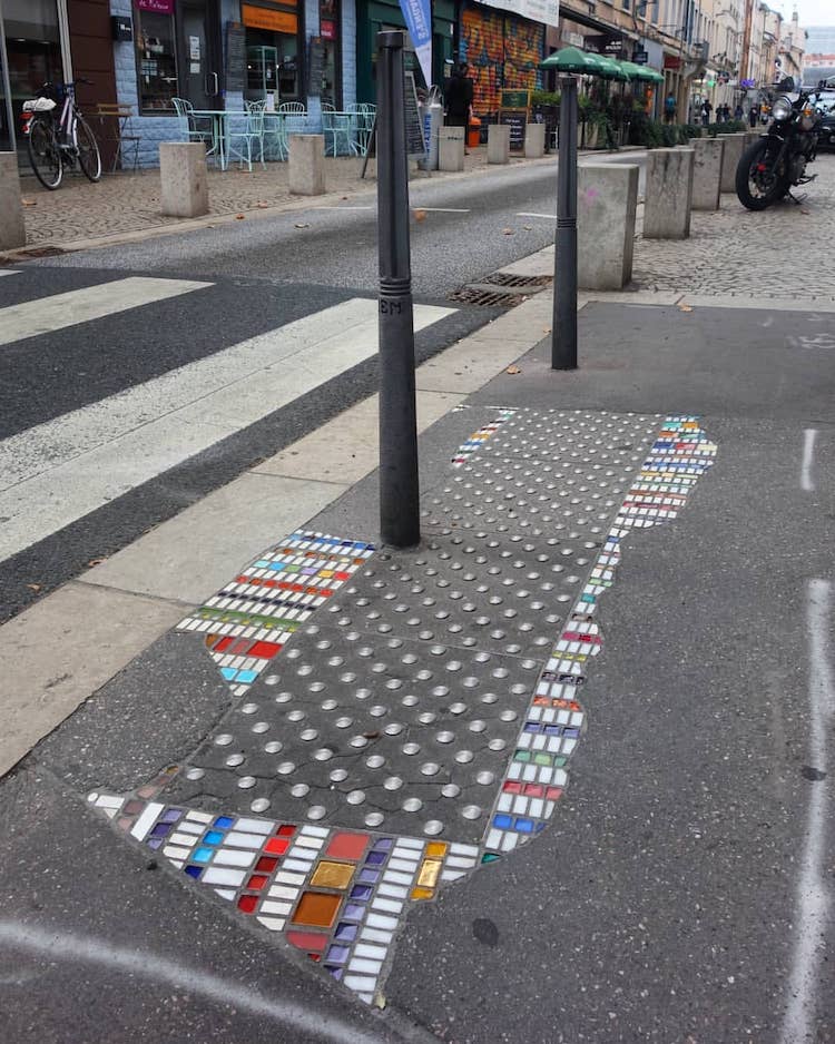 ememem mosaic pavement art 9