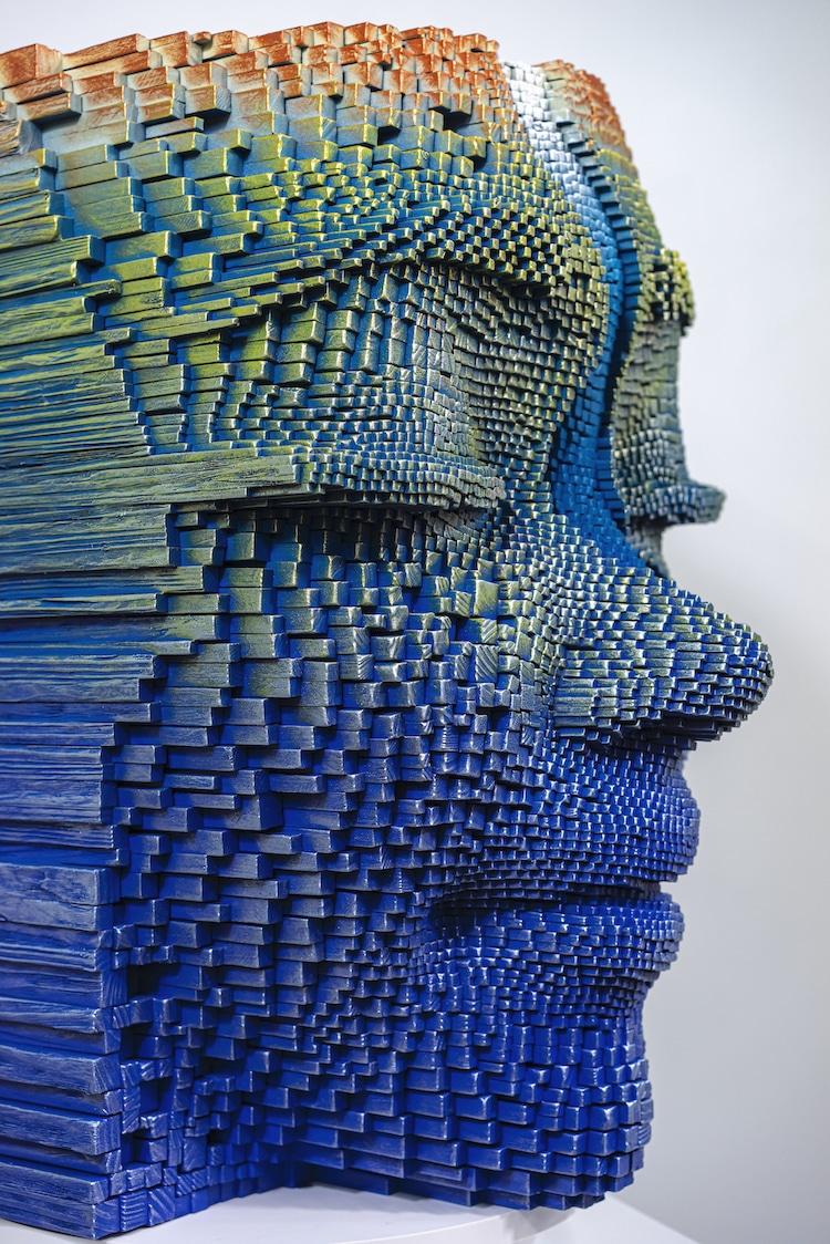 Gil Bruvel Introduces His New Pixelated Portraits Series: Face to Face Exhibition at Galerie Montemarte