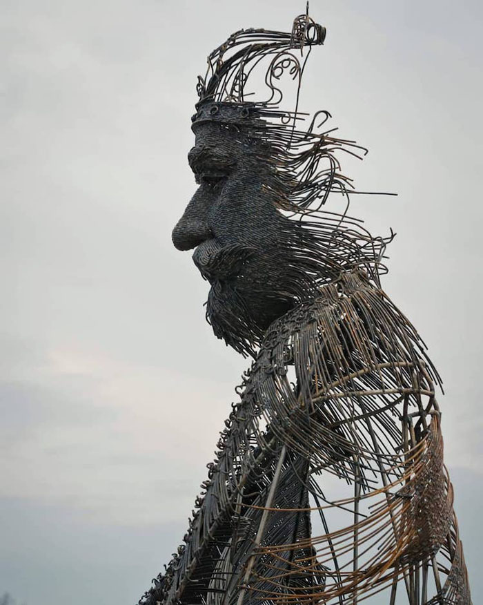 metal wire sculptures darius hulea 09