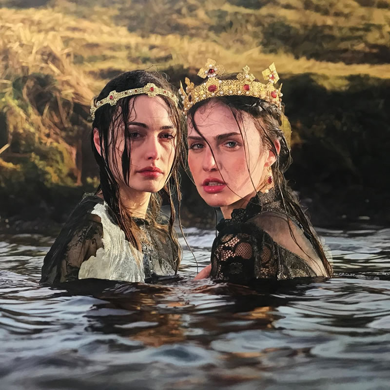 Philipp Weber's Hyper-Realistic Paintings: The Stories Behind the Faces