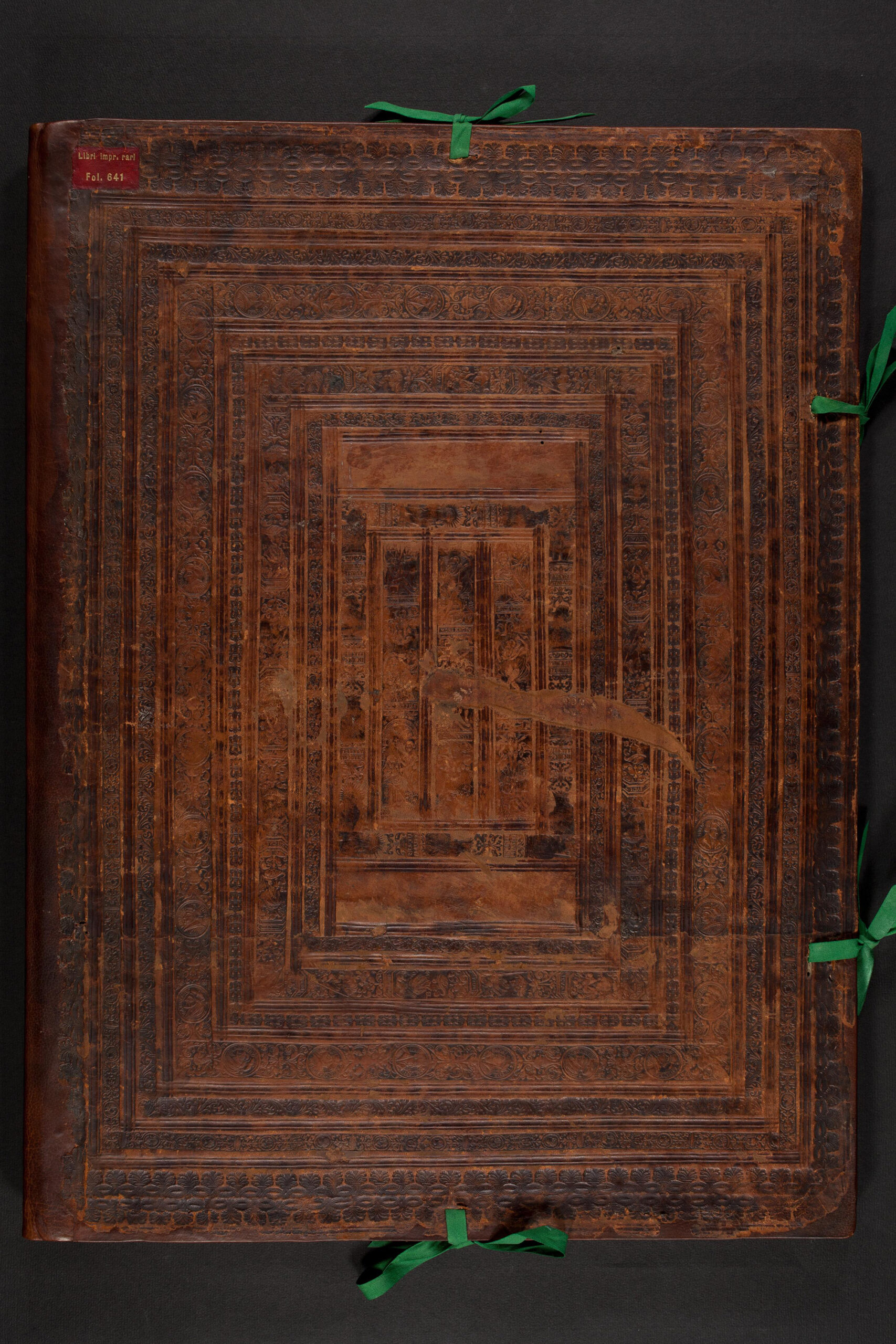 Astrological Predictions and Ancient Tech: Inside Thurneisser's Astrolabium