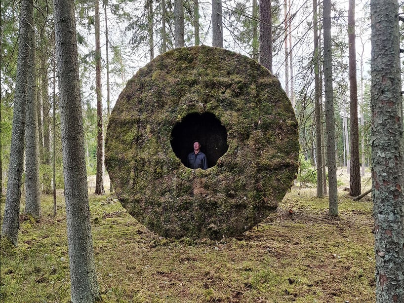 Addressing Ecological Impact: How Moss Hut Aims to Protect Grödinge's Forest Floor
