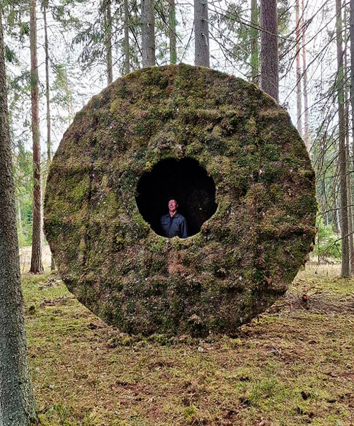 Addressing Ecological Impact: How Moss Hut Aims to Protect Grödinge's Forest Floor