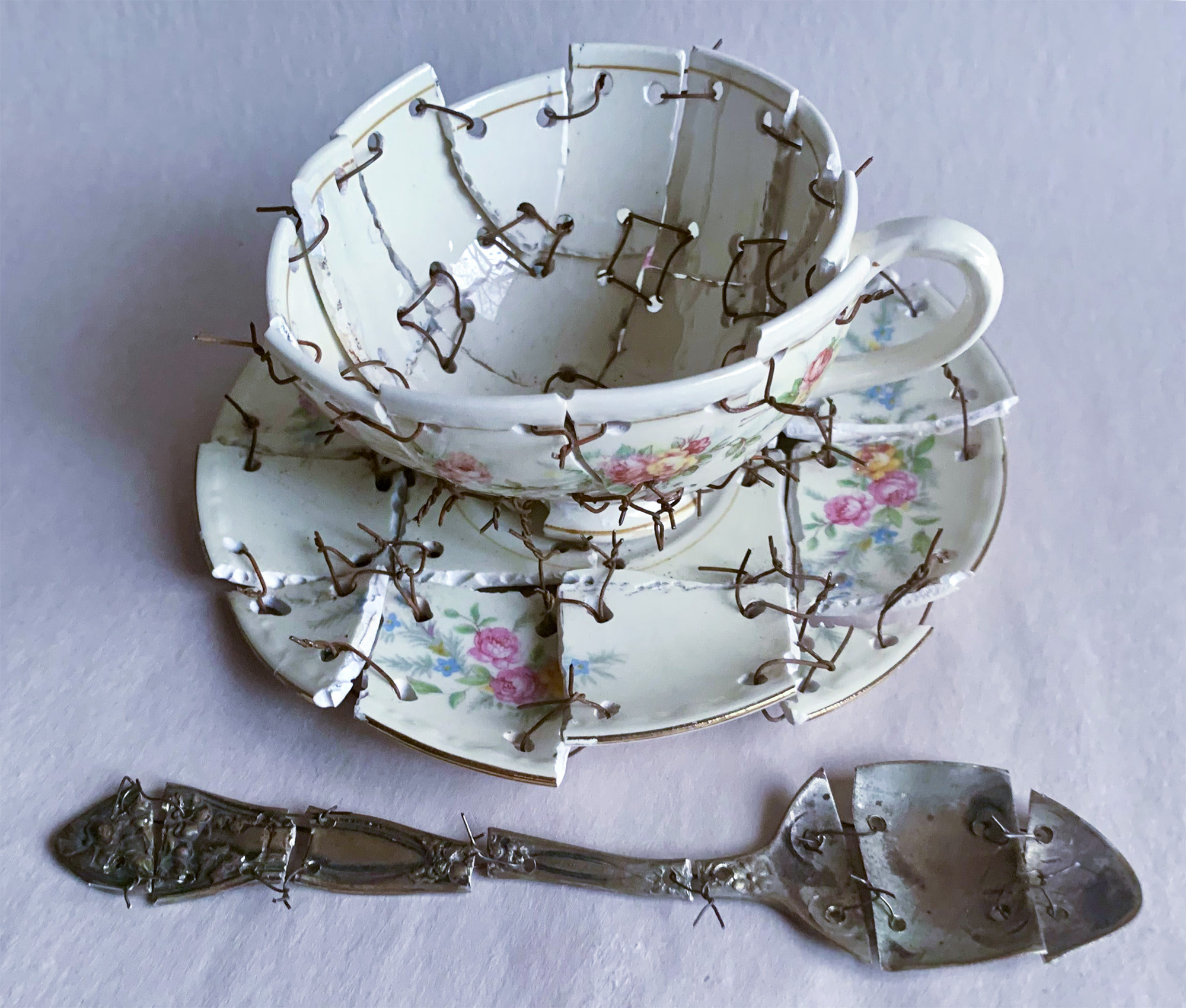Glen Taylor's Unique Art: A Fusion of Human Nature and Kintsugi