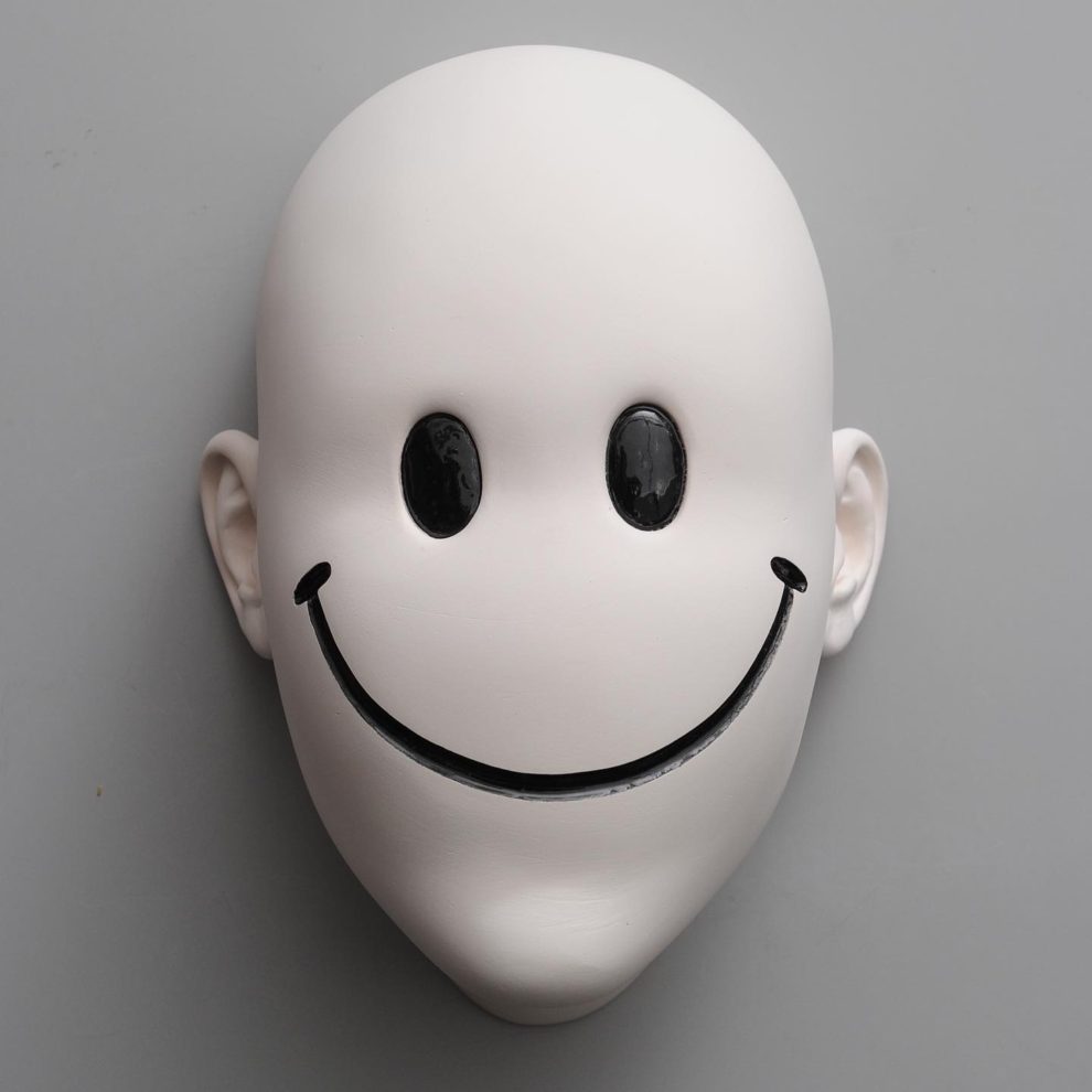 The Artistic Odyssey of Johnson Tsang: A Seamless Blend of Realism and Surrealism