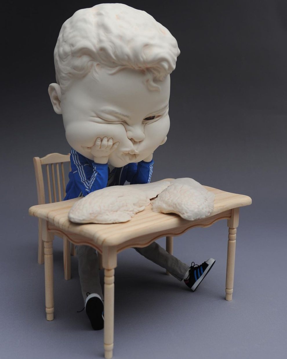 The Artistic Odyssey of Johnson Tsang: A Seamless Blend of Realism and Surrealism