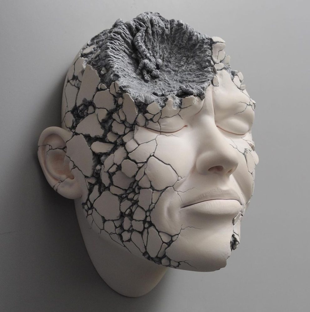 The Artistic Odyssey of Johnson Tsang: A Seamless Blend of Realism and Surrealism