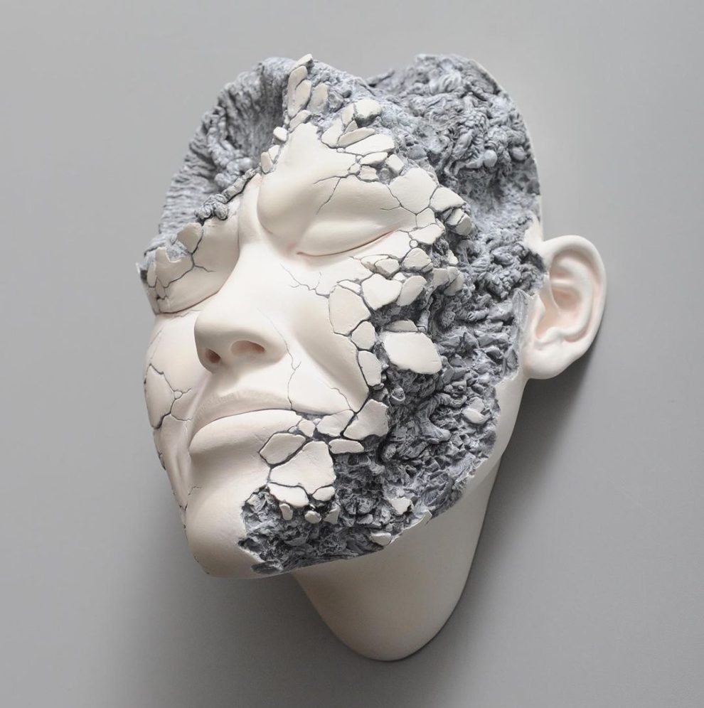 The Artistic Odyssey of Johnson Tsang: A Seamless Blend of Realism and Surrealism