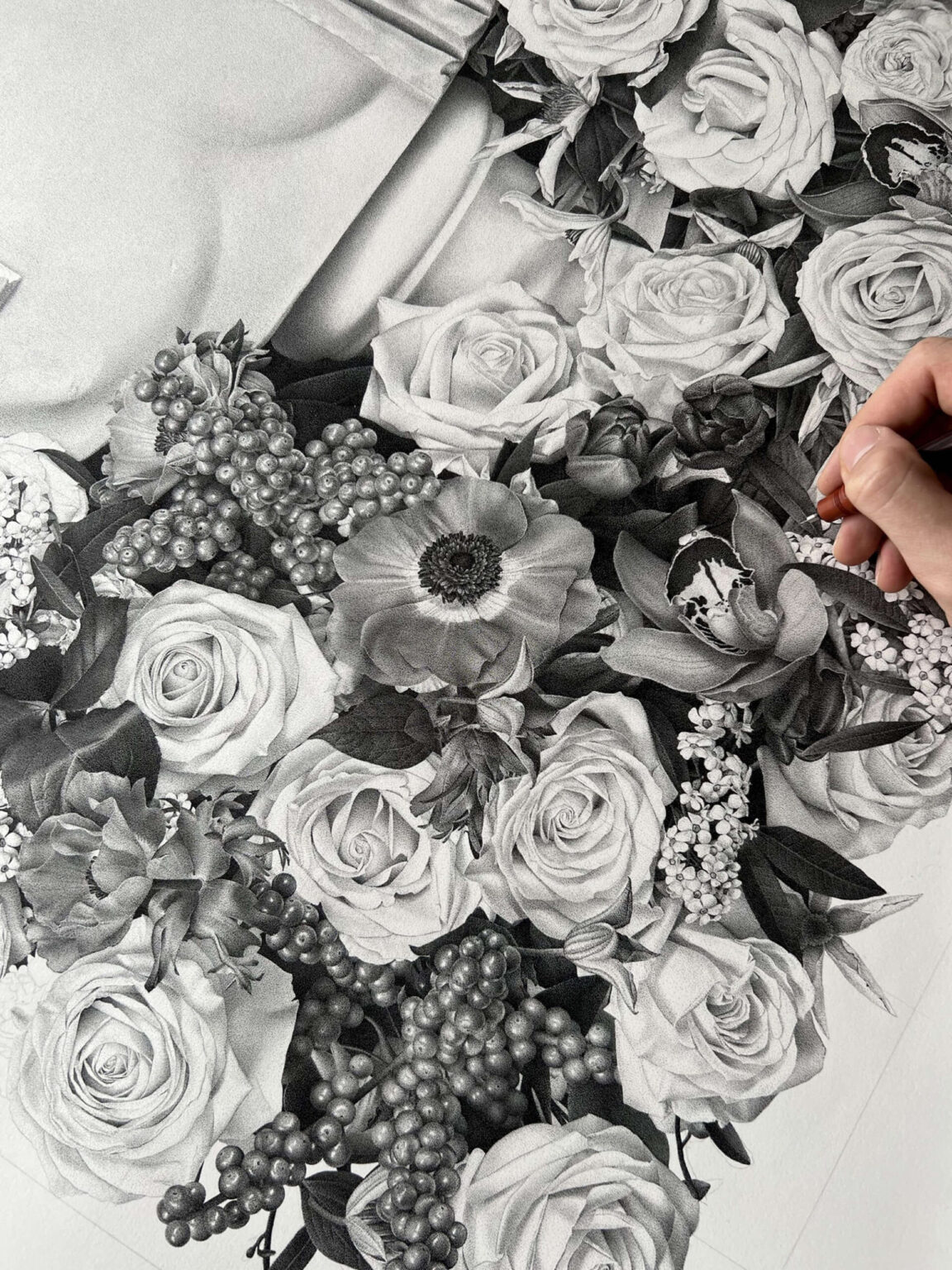 xavier-casalta-the-artist-who-draws-history-with-millions-of-dots