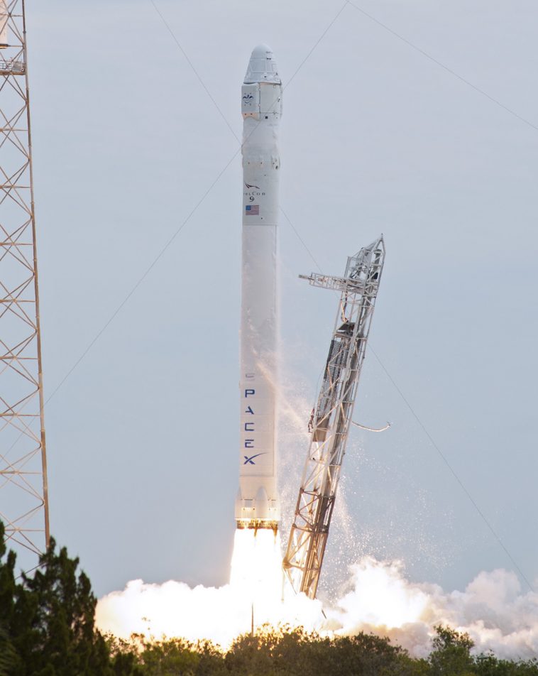 SpX CRS 2 launch further cropped 2017093011 59cf81f85ea02