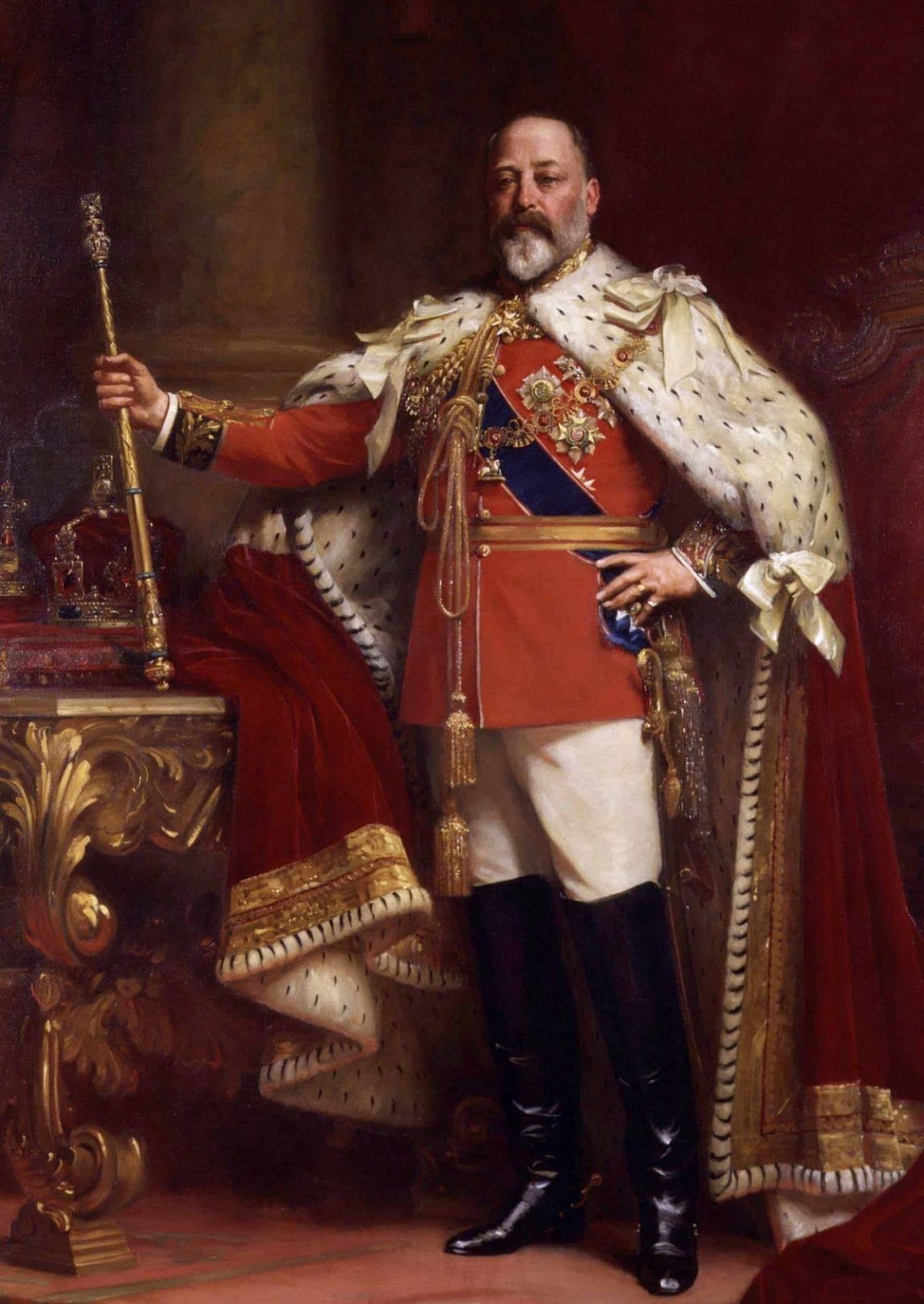 Edward VII in coronation robes scaled