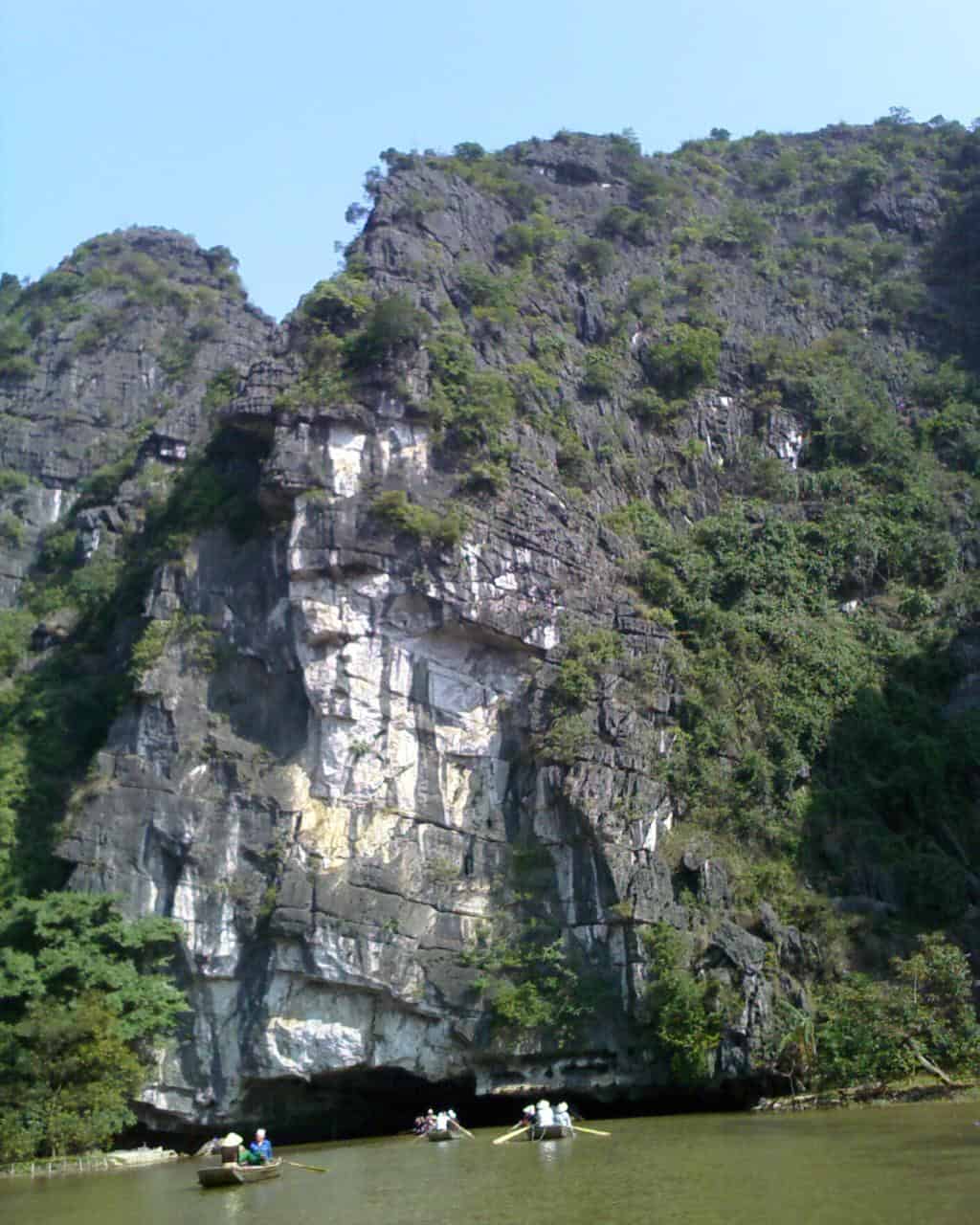 Tam Cốc-Bích Động